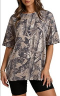 TERIVEEK Camo Shirt Women Mens Oversized Camouflage Print Graphic Tees Maple Leaf Short Sleeve Crewneck T Shirt Streetwear