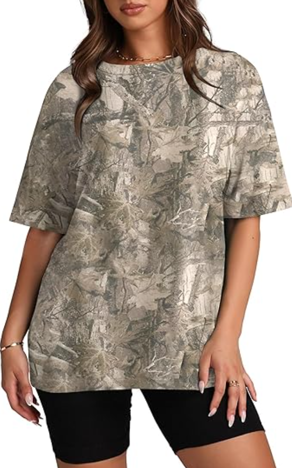 TERIVEEK Camo Shirt Women Mens Oversized Camouflage Print Graphic Tees Maple Leaf Short Sleeve Crewneck T Shirt Streetwear -2