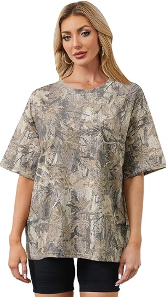 TERIVEEK Camo Shirt Women Mens Oversized Camouflage Print Graphic Tees Maple Leaf Short Sleeve Crewneck T Shirt Streetwear -2