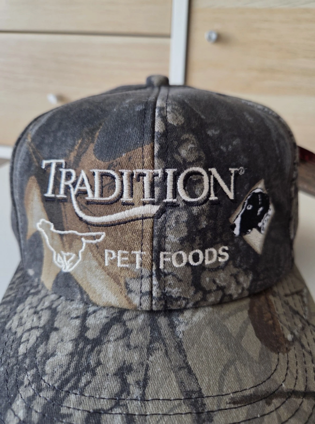 Realtree Hardwoods Camouflage Tradition Pet Foods Embroidered Snapback Hat