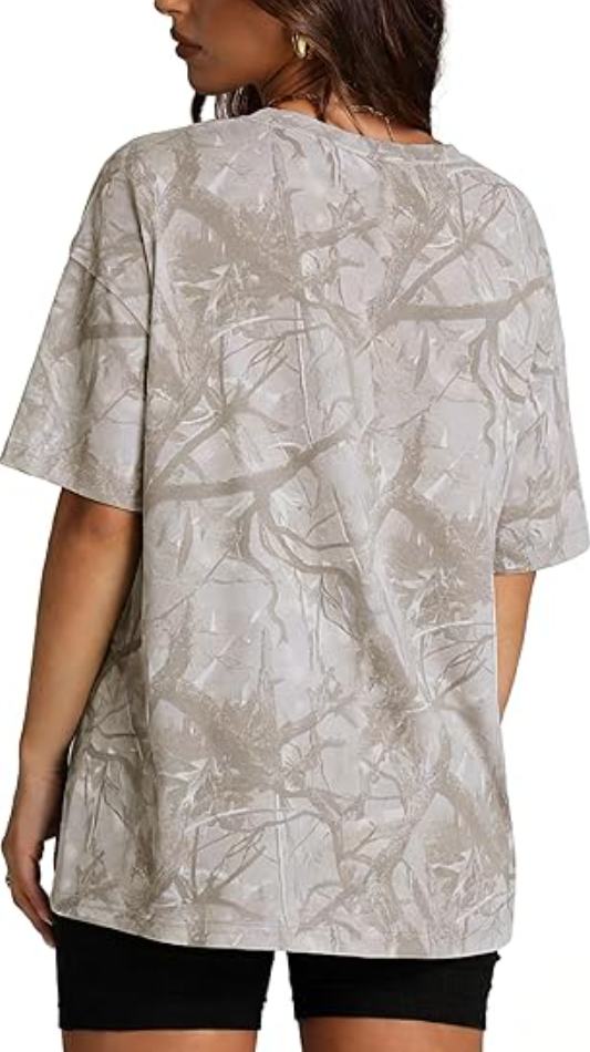 Maple Leaf Military Camo T-Shirt – Relaxed Fit Street Style Graphic Tee