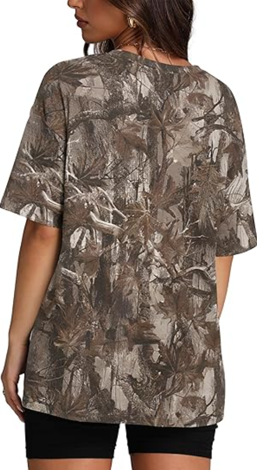 Classic Camouflage Maple Leaf Tee – Oversized Unisex Streetwear Shirt
