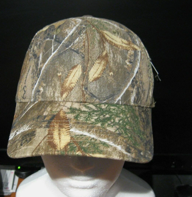 High-quality Powercap sports baseball cap with camouflage pattern.