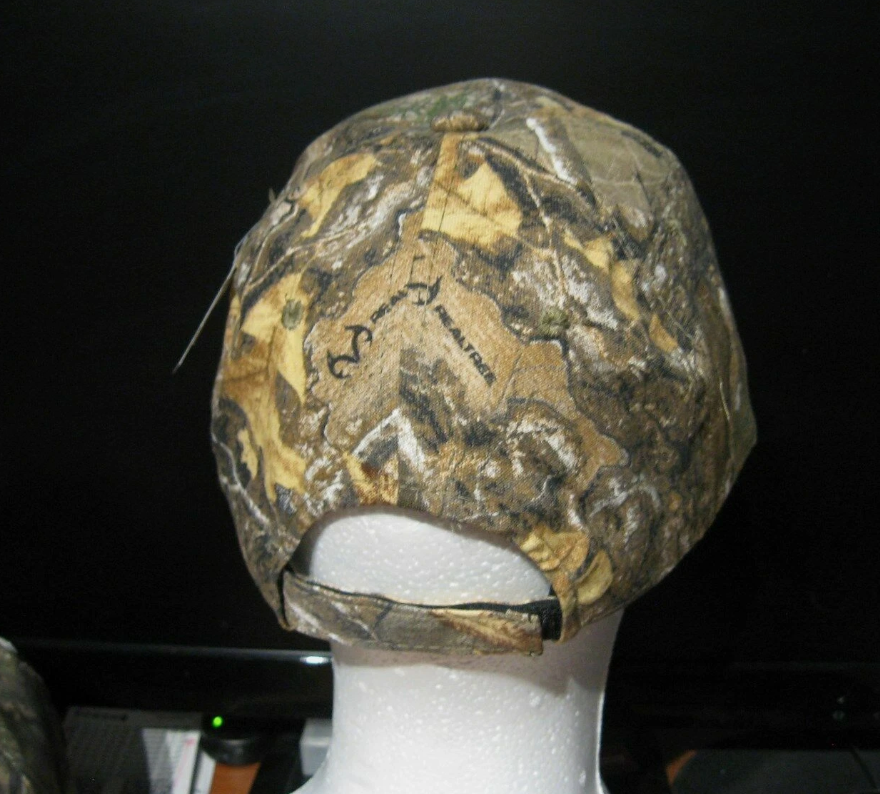 High-quality Powercap sports baseball cap with camouflage pattern.