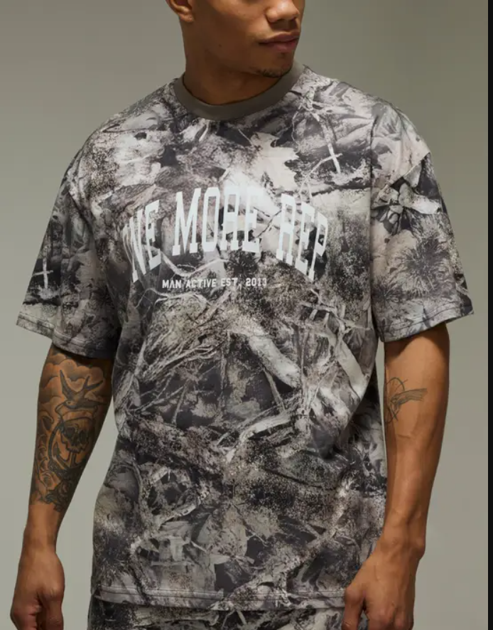 One More Rep Camo Oversized T-Shirt