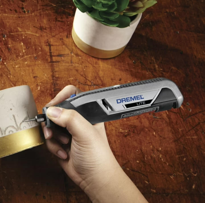 Dremel Lite 7760-N/10W 4V-Cordless Variable Speed Rotary Tool with Integrated 2Ah Li-Ion Battery, & 10 Rotary Tool Accessories