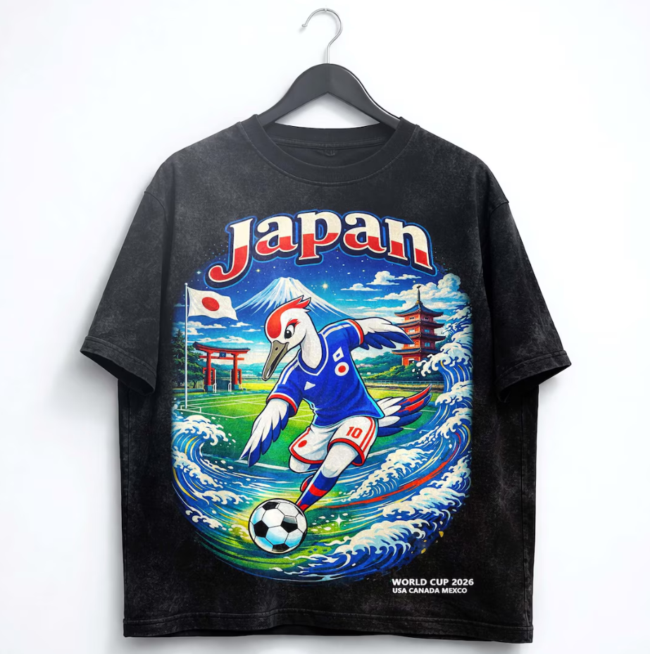 Japan Soccer Shirt, Japan Football Graphic Tee, Crane Soccer Shirt, World Cup 2026 Shirt, Japanese Fan Gift, Streetwear Tee, Unisex T-Shirt.