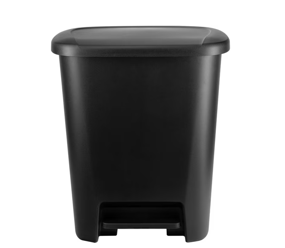 Hefty Kitchen Trash Can, 20.1 Gallon Plastic Step Garbage Bin with Foot Pedal Lid, Black