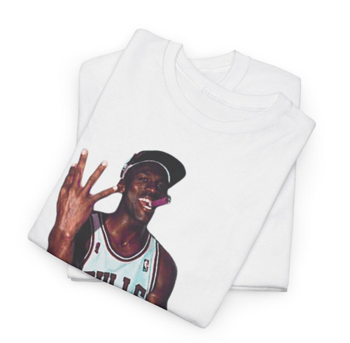 Basketball Player Graphic Tee Vintage Basketball Icon T-Shirt