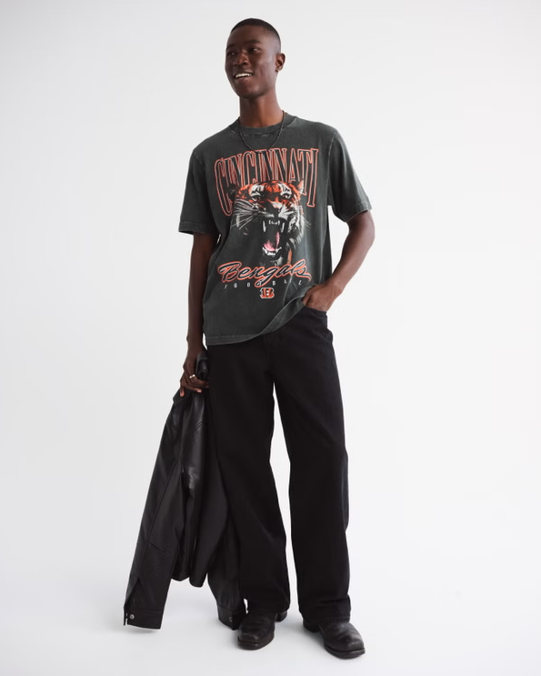 Cincinnati Bengals Vintage Inspired Graphic Tee - Vintage NFL Fan Shirt