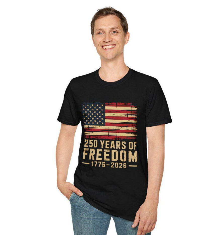 USA Flag 250 Years of Freedom Shirt - Distressed US Flag T-Shirt, Patriotic 1776–2026 America Anniversary Tee, 4th of July Independence Day