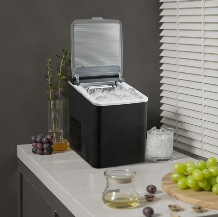 Mainstays Portable Countertop Ice Maker, 26 lbs Per Day, Compact Ice Machine with Quick Ice Cycles, No Plumbing Required, Black